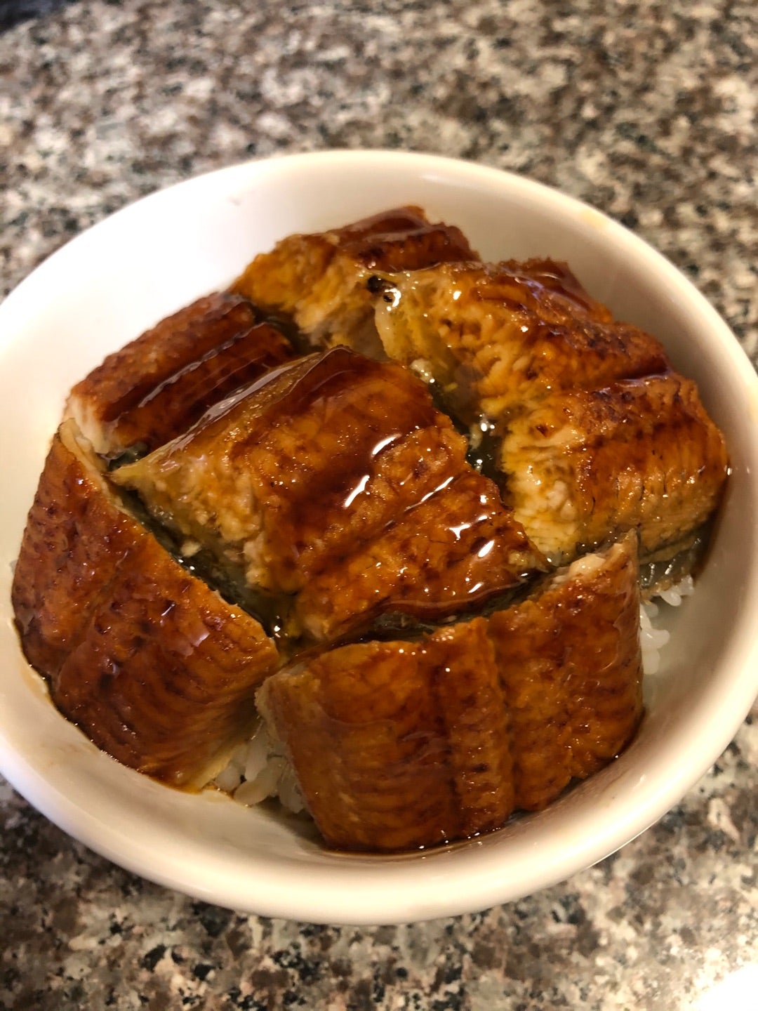 冷凍うなぎの美味しい食べ方・温め方は?解凍方法や賞味期限も紹介!特集・コラム - ディノス