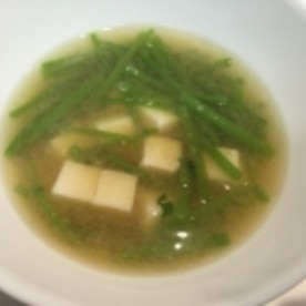 大鳥てんご赤ミズの味噌汁 ―涼しい日はスタンダードな味噌汁で、蒸し暑い日は冷や汁で。― 工藤あき子さん