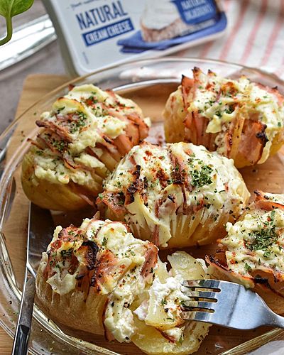 コストコ惣菜にSNS映えのアレが！ スウェーデン料理『ハッセルバックポテト』はきれいなスライスが入った皮付きじゃがいもで旨みもよし！mitok ミトク