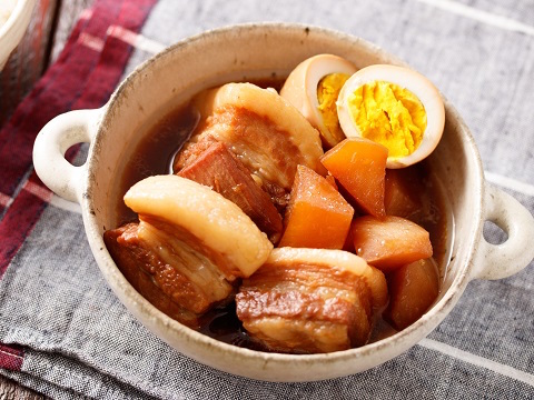 3合炊き炊飯器で作る！ 炊飯器で牛すじ煮込み