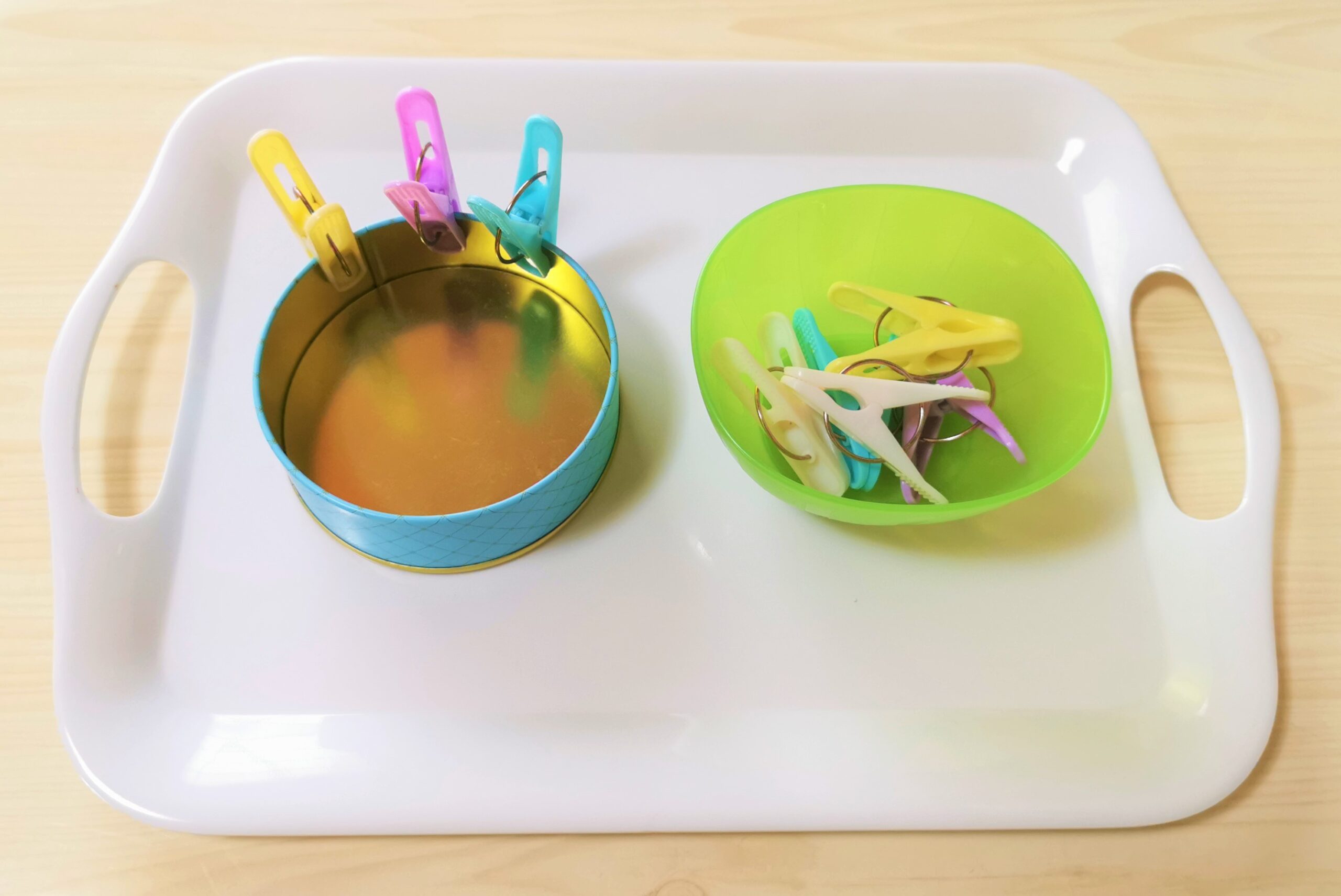 洗濯バサミ おもちゃ」のアイデア 10 件おもちゃ, 手作りおもちゃ, 子供向けクラフト