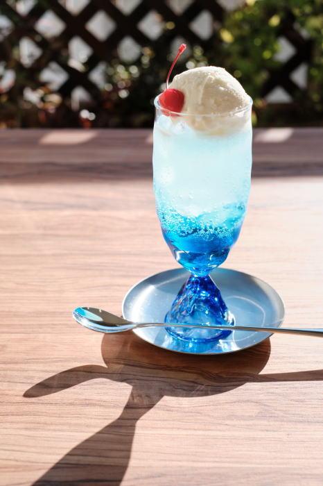 グラデーション・クリームソーダ