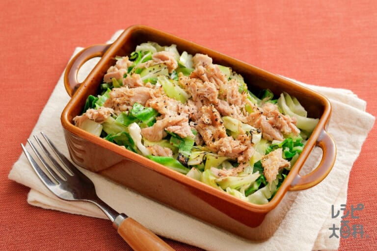 海外YouTuber 小麦粉不要の「キャベツのチーズピッツア風」!見た目と違う軽~い食べ心地に脳がバグる『あたらしい日日』こんな時代のニューノーマルな暮らし方。食と農、生活情報をお届けします