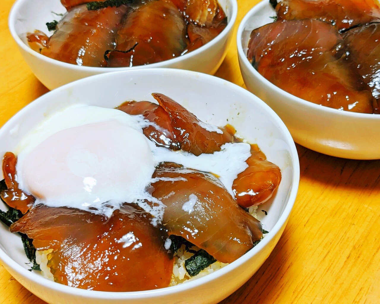 ビンチョウマグロ、塩漬けからの: ギリシャのごはん