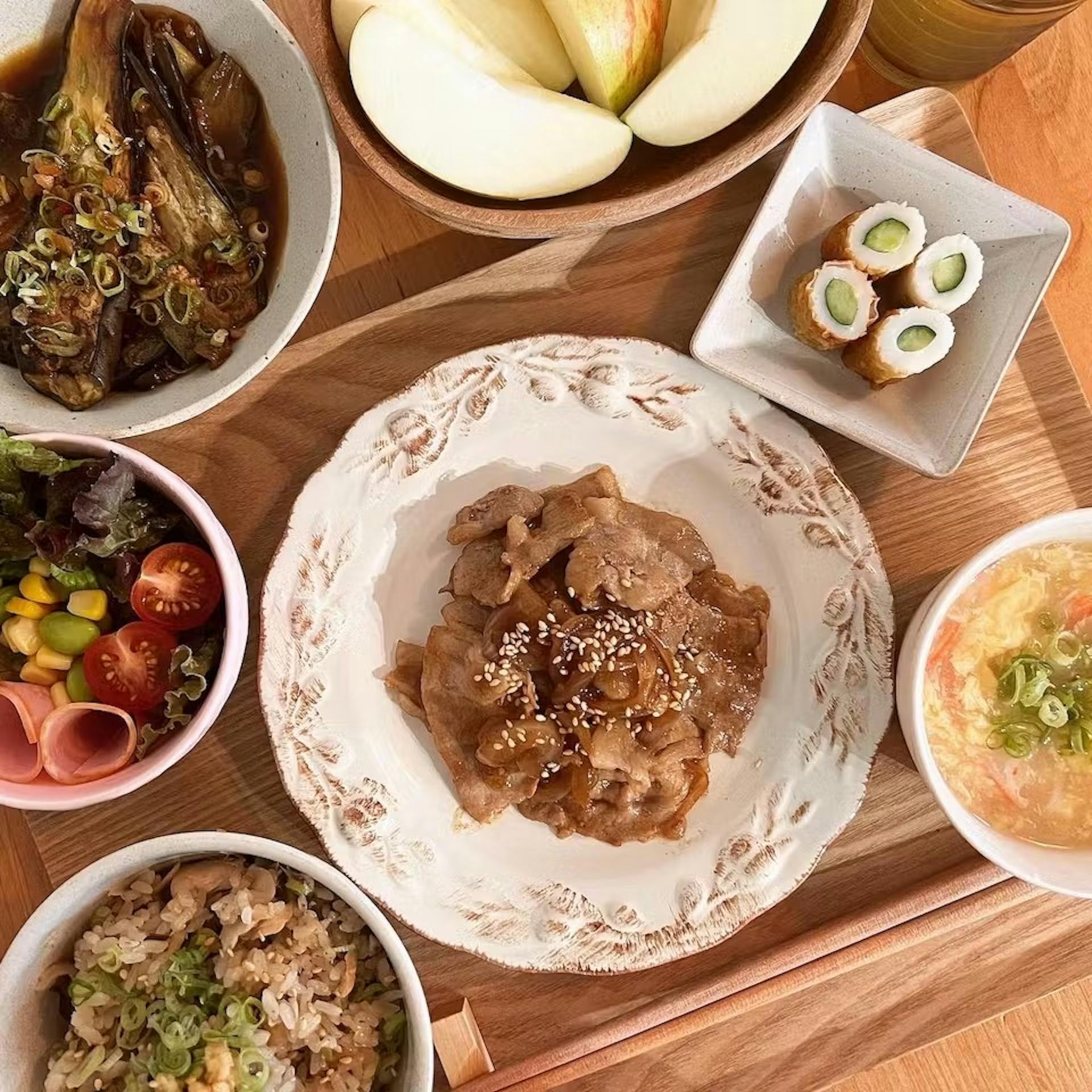 夜ご飯のメニューが決まらない！ 何も思いつかないときにおすすめの簡単レシピ19選Oggi.jp