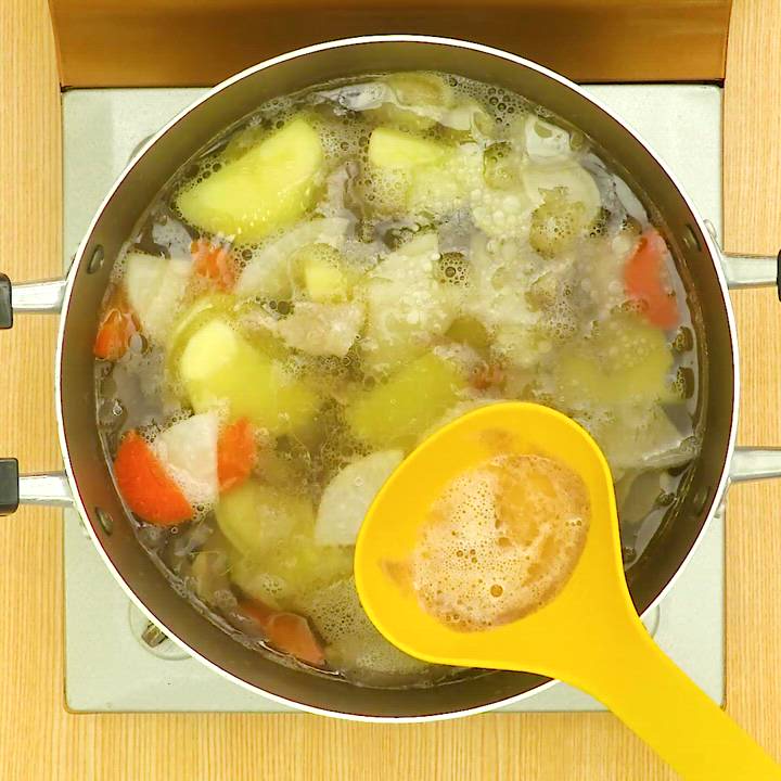 簡単豚汁の冷凍保存方法と時短レシピ