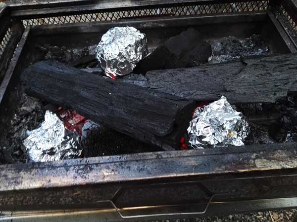 にんにくとじゃがいものホイル焼き