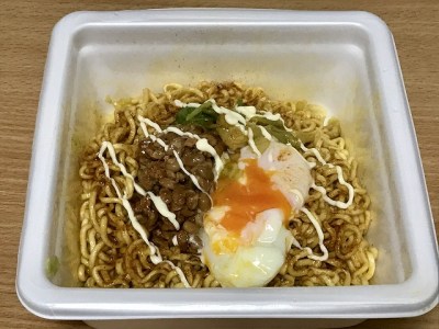 明星食品 「明星 一平ちゃん夜店の焼そば 大盛 明太チーズ味」