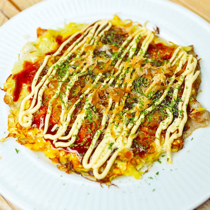 新感覚!10分で作れる ライスペーパーでお好み焼き