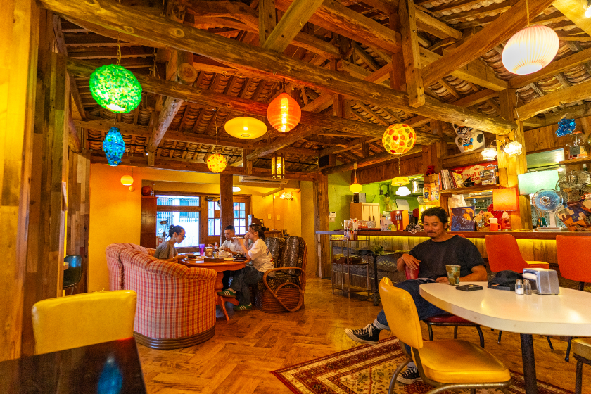 50年代アメリカンダイナー風の店内で“音楽と料理”を楽しむおすすめの過ごし方アメリカンダイナー ラ・ブームのニュースまいぷれ 青梅・あきる野・福生・羽村・日の出