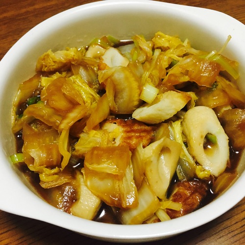たっぷりの「白菜」とちくわを調味料で煮込むだけ。15分で完成「白菜・ちくわ」でつくる“時短おかず”