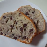 もちふわ！キャロットケーキ🥕, ミキサー要らずで作れる簡単、, にんじん丸々二本分！栄養満点ケーキ💪,パウンドケーキ特有のずっしり感が少ないから, 子供でも食べやすいレシピです👧🏼👶🏼, 調理時間: 約40分, ◆材料 ケーキ , 中力粉120g強力粉と薄力粉を混ぜてOK! , ベーキングパウダー 小さじ1 2, ベーキングソーダ 重曹小さじ 1 2, 塩 小さじ 1 2,