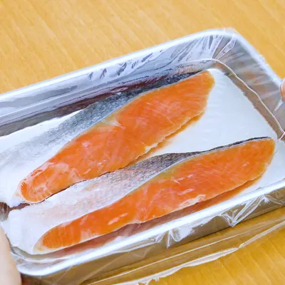 さかなの離乳食鮭はいつ頃から?鮭フレークで簡単レシピ – まるたまや