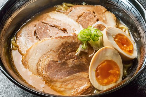 ラーメンのトッピングの人気ランキング17選！変わり種・定番別にレシピで紹介！ ちそう