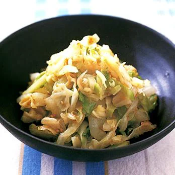 キャベツの茹で方茹で時間や丸ごと茹でるコツは？コジカジ