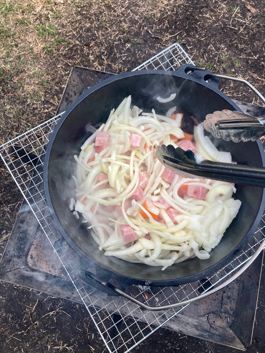 ☆ダッチオーブン☆で簡単すぎるかぼちゃグラタン☆