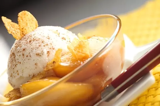 りんご農家直伝 簡単美味しい煮りんごの作り方を紹介 - COCORO FARM VILLAGE