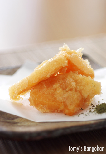 Amazon.co.jp: タクマ 柿の種の天ぷらレモン味ピーナッツ入 ×240 : 食品・飲料・お酒