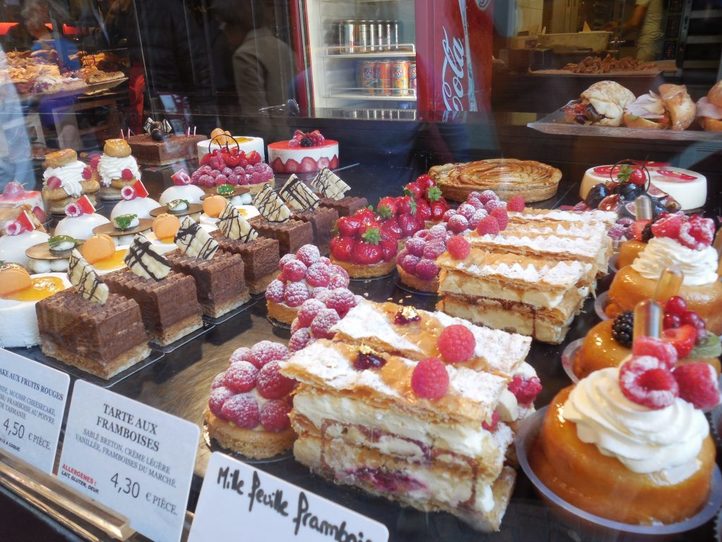 フランス発祥焼き菓子 ダックワーズ 5個入 スイーツ お菓子 デザート おやつ 洋菓子 ポミエ 焼き菓子 美味しい 食感 サクサク しっとり 差し入れ個包装 菓子折り 高級感 お祝い R00841 マイナビふるさと納税