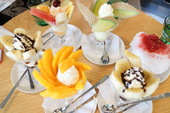 パフェ” と “サンデー” の違いって何!? 大手チェーン店に問い合わせてみた結果 ！ ついでにアメリカ人にも聞いてみたよPouch ポーチ