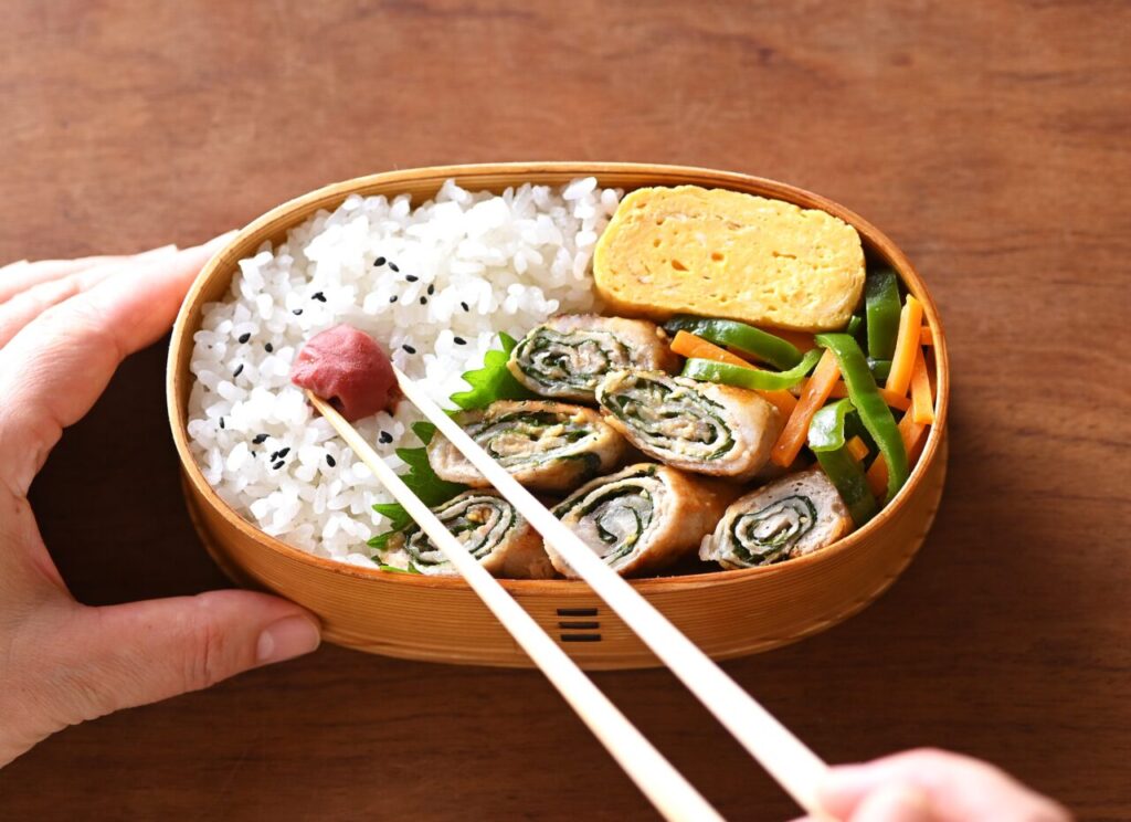 お弁当を作る人のうち“ほぼ毎日”は53％、かける時間は20分以内。「フェリシモ モノコトづくりラボ」が、全国「お弁当作り」調査を発表。 お弁当作りをサポートしてくれる新商品、クッキングレシピも紹介株式会社フェリシモのプレスリリース