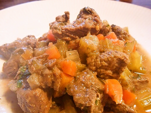 バナナを黒くならず保存する方法！ラップを使うだけで2週間以上保存できる。How To Keep Bananas Fresh