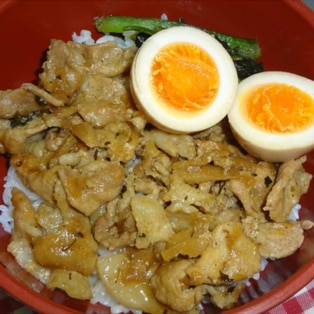 魯肉飯風そぼろごはんの作り方 レシピひき肉で簡単そぼろルーローハン - おっさんZARUのズボラ飯