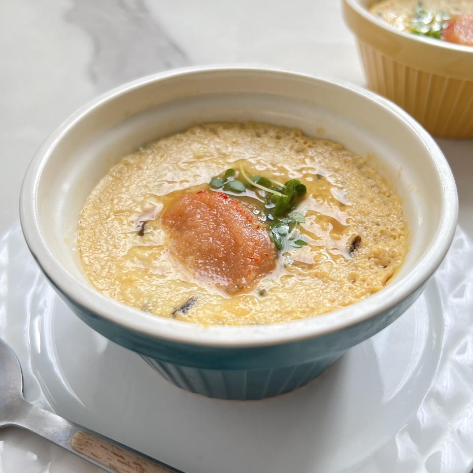 出汁と具が美味しいお吸い物で なめらか茶碗蒸し