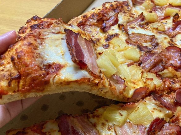 コストコ 買ってよかった！おすすめ「ピザ」3選！種類・切り方・保存法・注意点をマニアが伝授！ - トクバイニュース