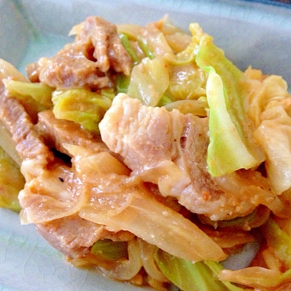 キャベツたっぷり豚肩ロースの蒸し焼き