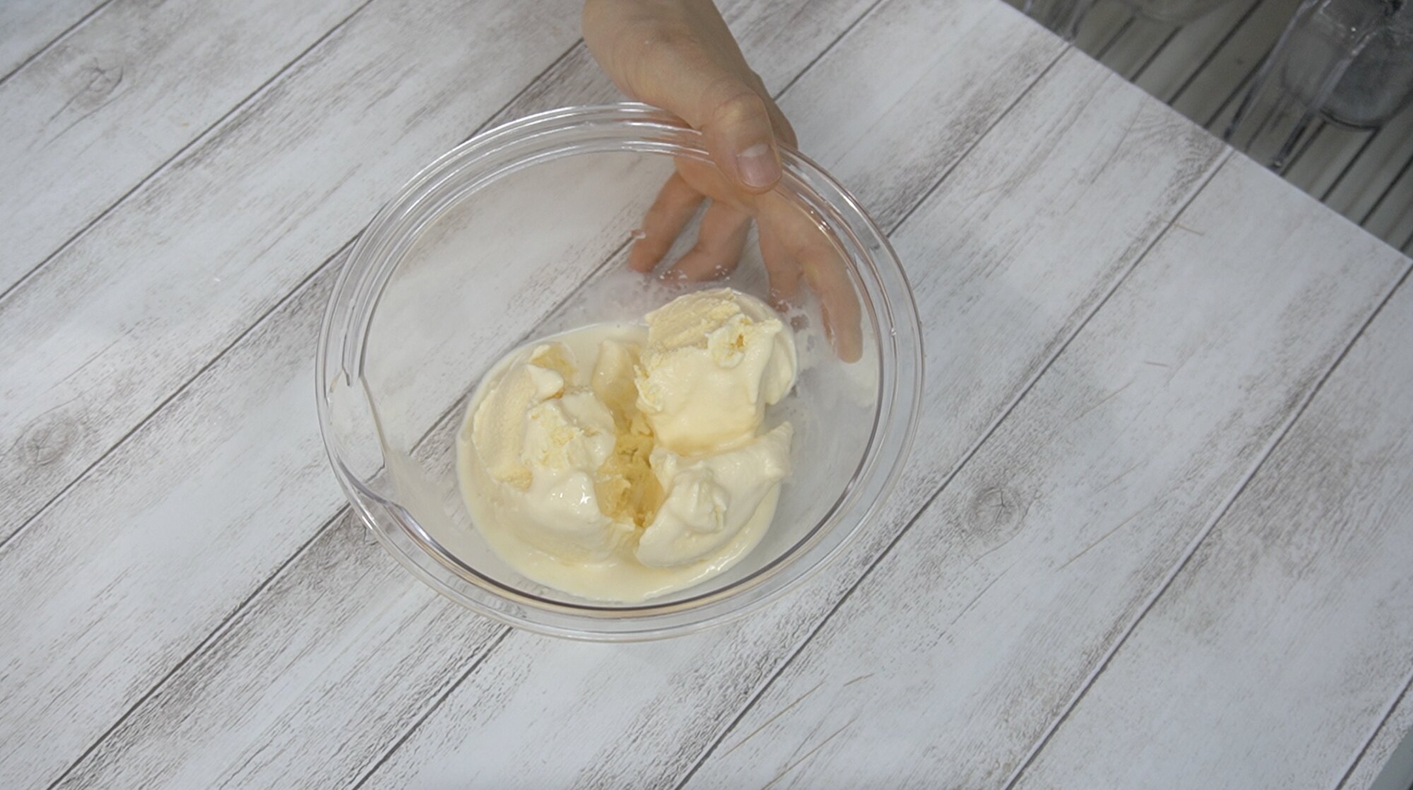 簡単なプリンチョコアイスの作り方