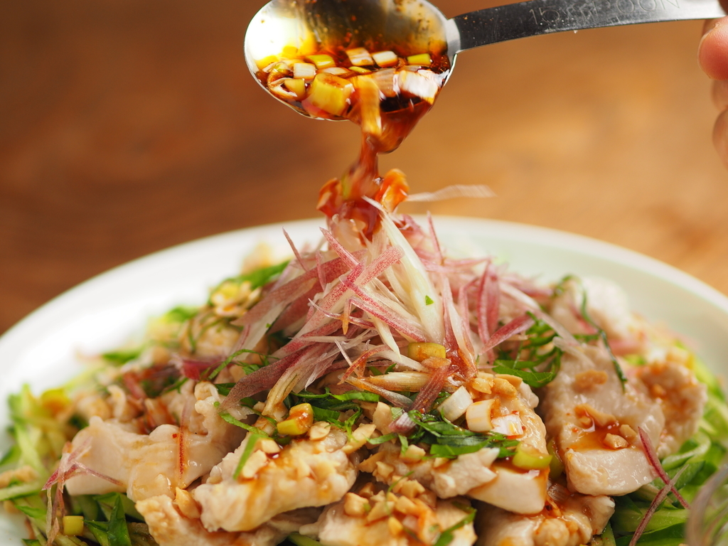 柔らかくておいしい！ 沖縄料理「中身汁」の作り方と臭み取りのコツ