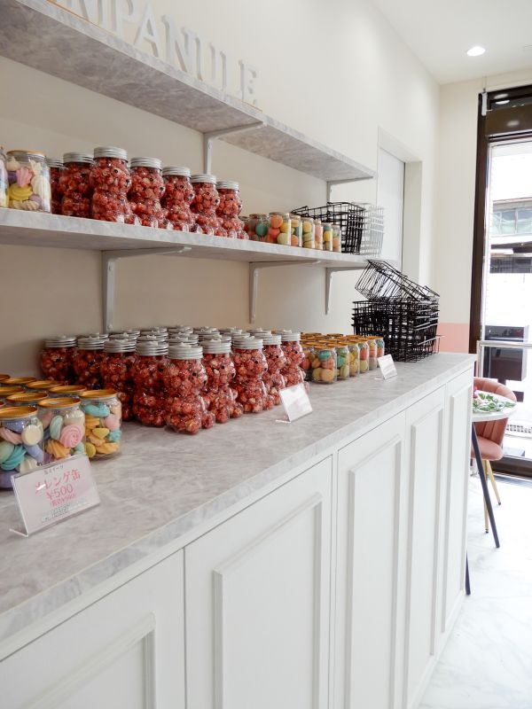 ケーキ屋さん向けかわいいディスプレイシェルフW2000 フランスアンティークキャビネット @大阪東京名古屋