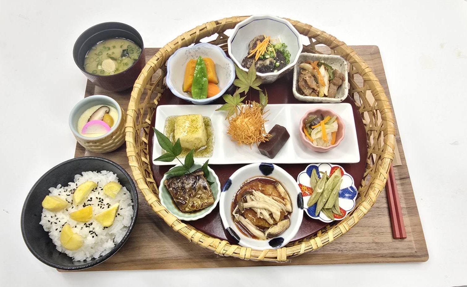 あかねや食堂 - テレしずWasabee わさび