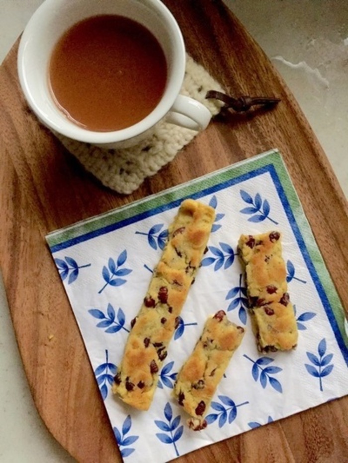 あずき茶で、あずきミルクティ