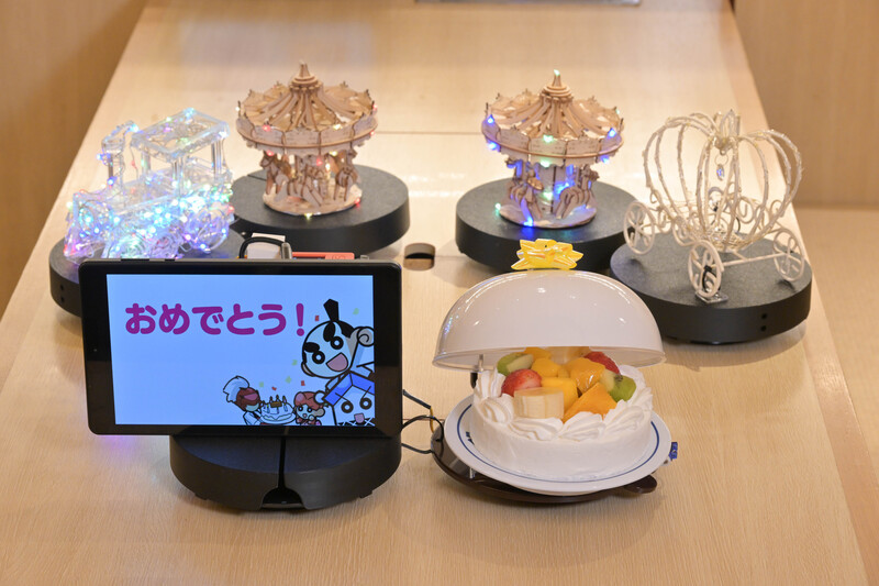 誕生日に贈られた箱の中身はまさかの妻から夫への