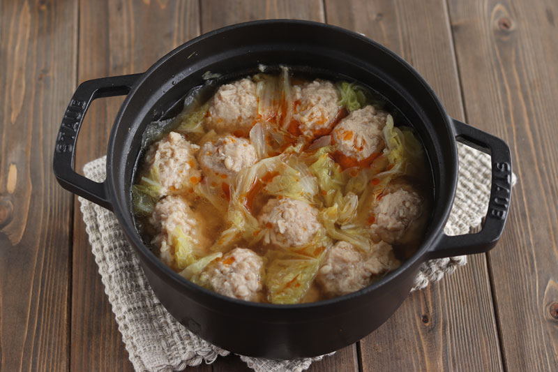 えのきと鶏ひき肉の節約おかず ふんわりジューシー♪混ぜて焼くだけの簡単レシピ・作り方Tasty