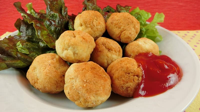 カロリーをグンッ！と抑えたローソンからあげクン・レッドの作り方ぎんもく食堂のごはん日記