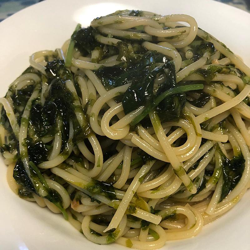 簡単！ あおさ海苔とすりごまのペペロンチーノ
