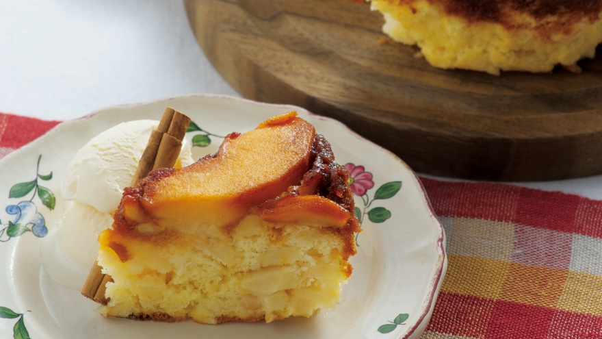 ホットケーキミックスで簡単! フライパンで作るりんごケーキのレシピ