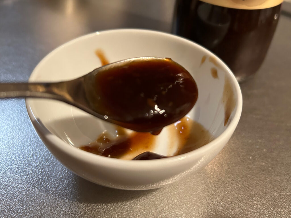 コストコ チャーハンや野菜炒めなど使い方色々！「贅沢アワビオイスターソース」が絶品すぎるタマゴノツブヤキ