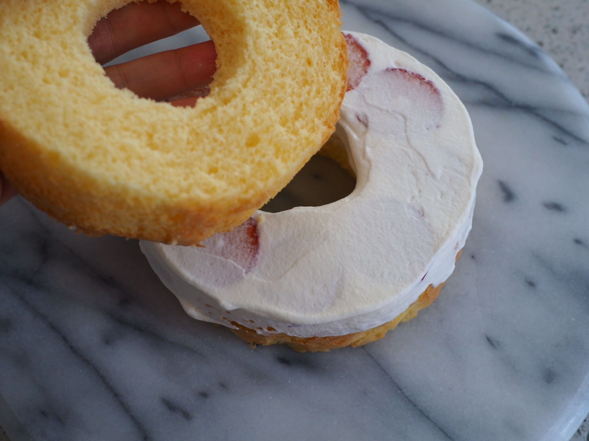 エルサ風ドールケーキの作り方と新年のご挨拶