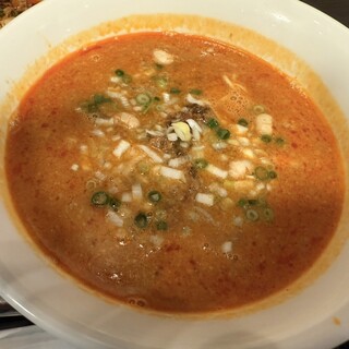 中国四川料理石林@福島県福島市本町にて汁無し担担麺をオーダー!オリジナリティー溢れる大箱の人気四川レストランの一品♪秋田・筋肉酒店のラーメン食ったら上げマッスル