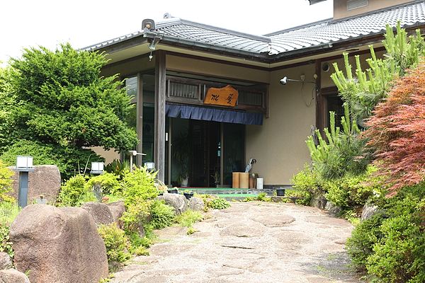 松屋銀座の店内装飾、地方百貨店で再利用 : 読売新聞