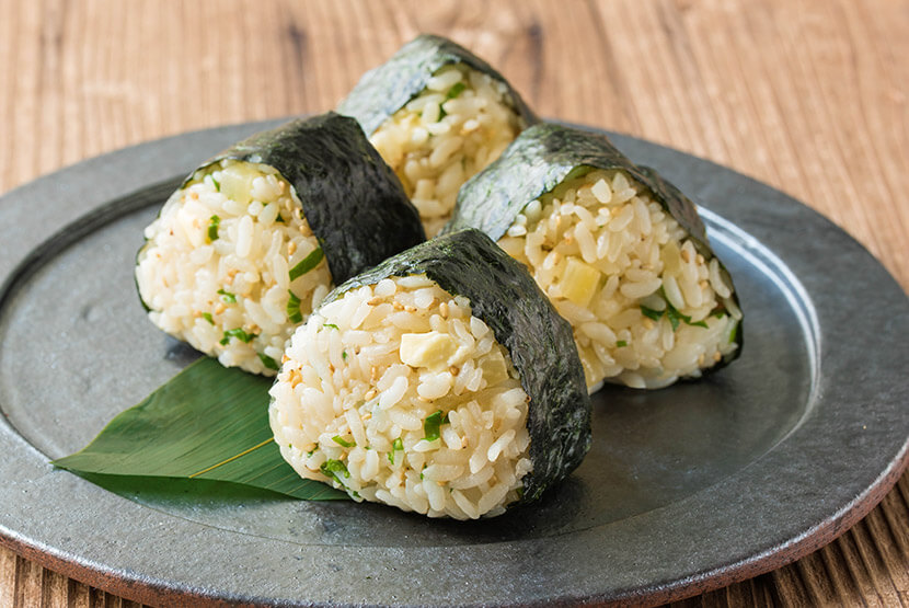 鮭混ぜご飯2合用 混ぜご飯の素 混ぜ込みご飯 まぜごはん 混ぜるだけ 無添加 鮭 北海道 サケ シャケ おにぎりお弁当 出汁 簡単 便利 時短 お土産プレゼント 工場直送 帰省土産 手土産 自治会の通販はau PAY マーケット - 不二食品au PAY マーケット－通販サイト