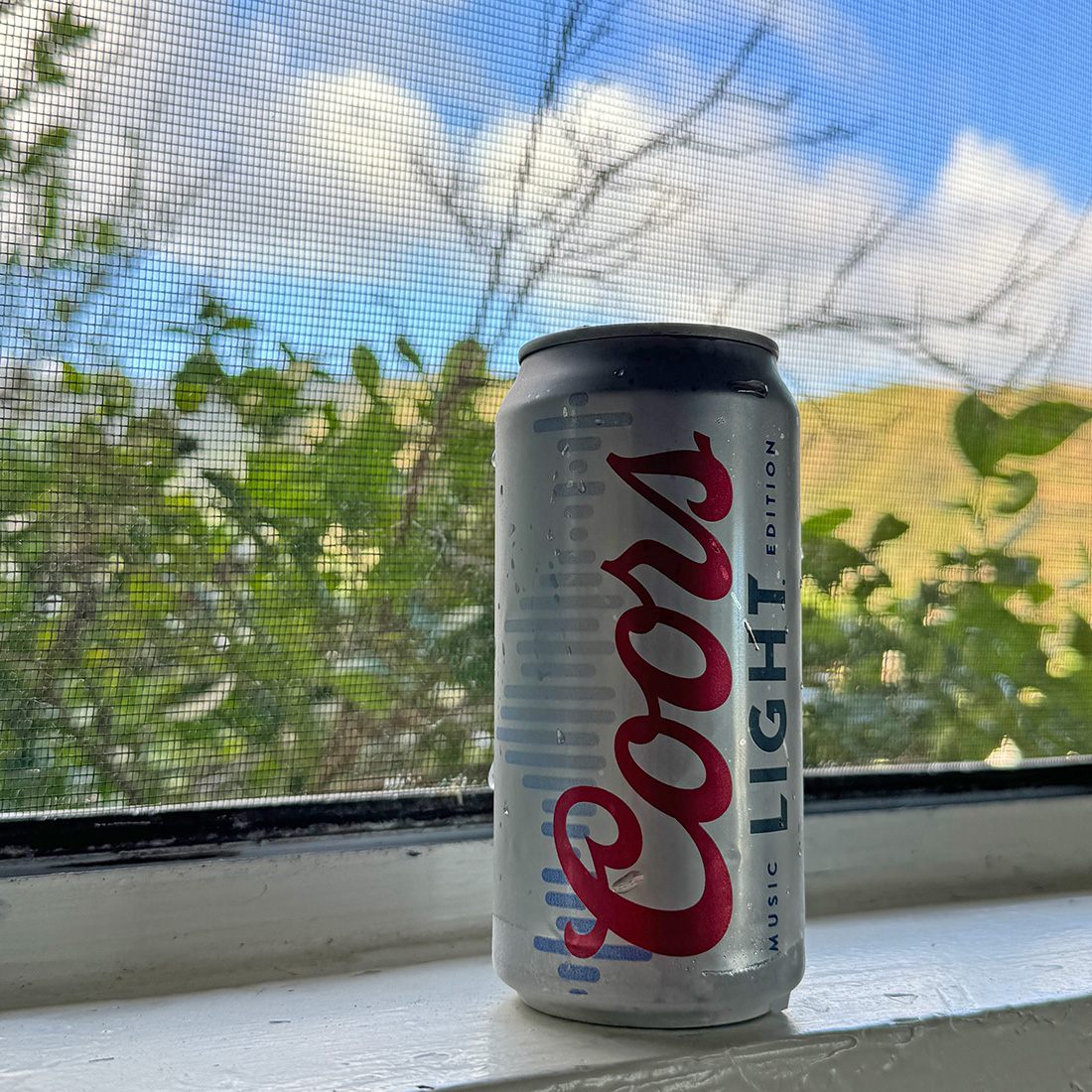 クアーズ ライト - 啤二麺 飲み 台湾グルメ