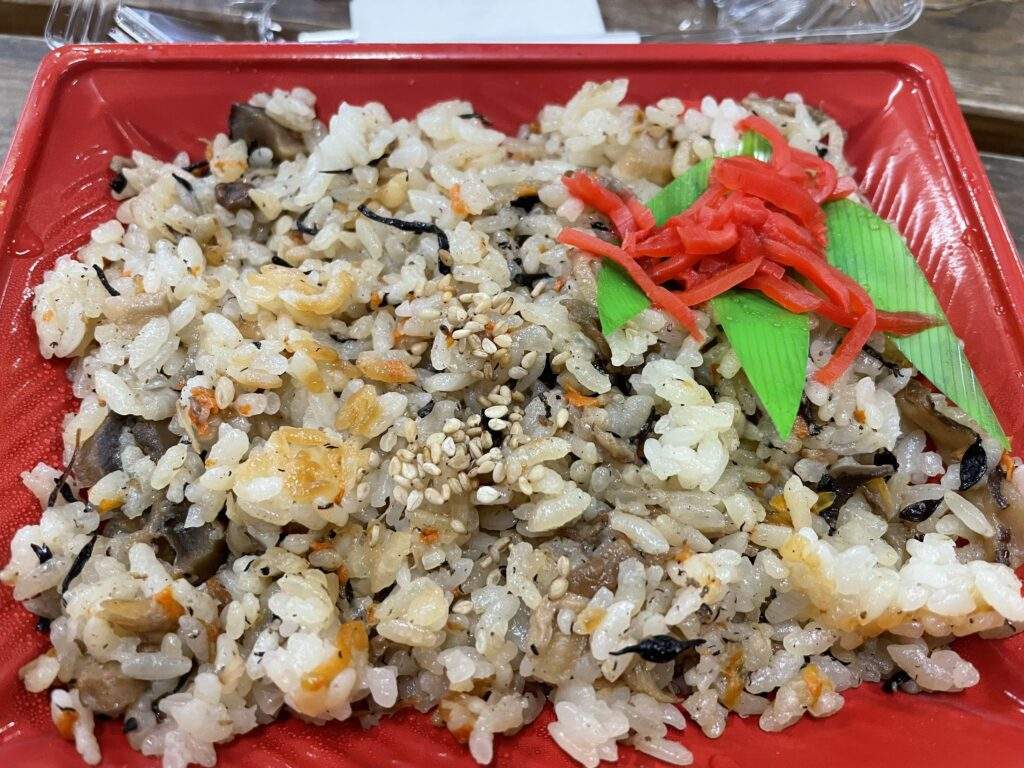 道の駅 三笠 〜炭鉄港めしをテイクアウト❗️〜たるビートのラーメンblog from 旭川