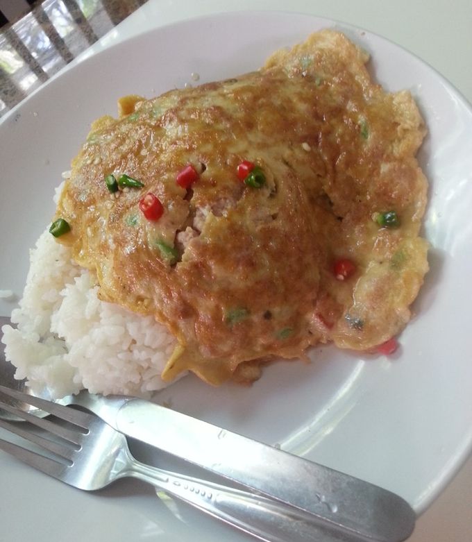 クゥーチャイ』の香りを食す本場タイ料理わっしょい吉祥寺