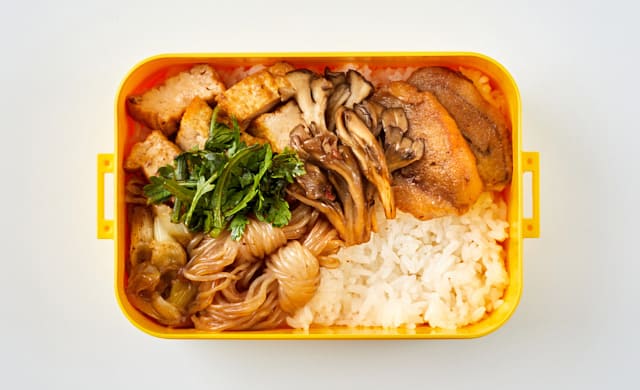 365日お弁当レシピ～牛バラ切り落とし肉の生姜焼き弁当～お手軽！誰でも作れるお料理レシピ♪