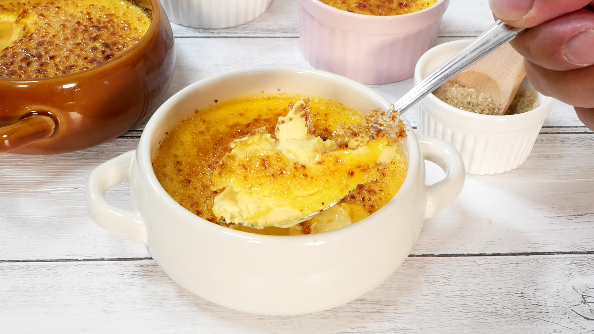 フライパンで簡単！クレームブリュレの作り方 料理研究家ゆかり- エキスパート - Yahoo!ニュース